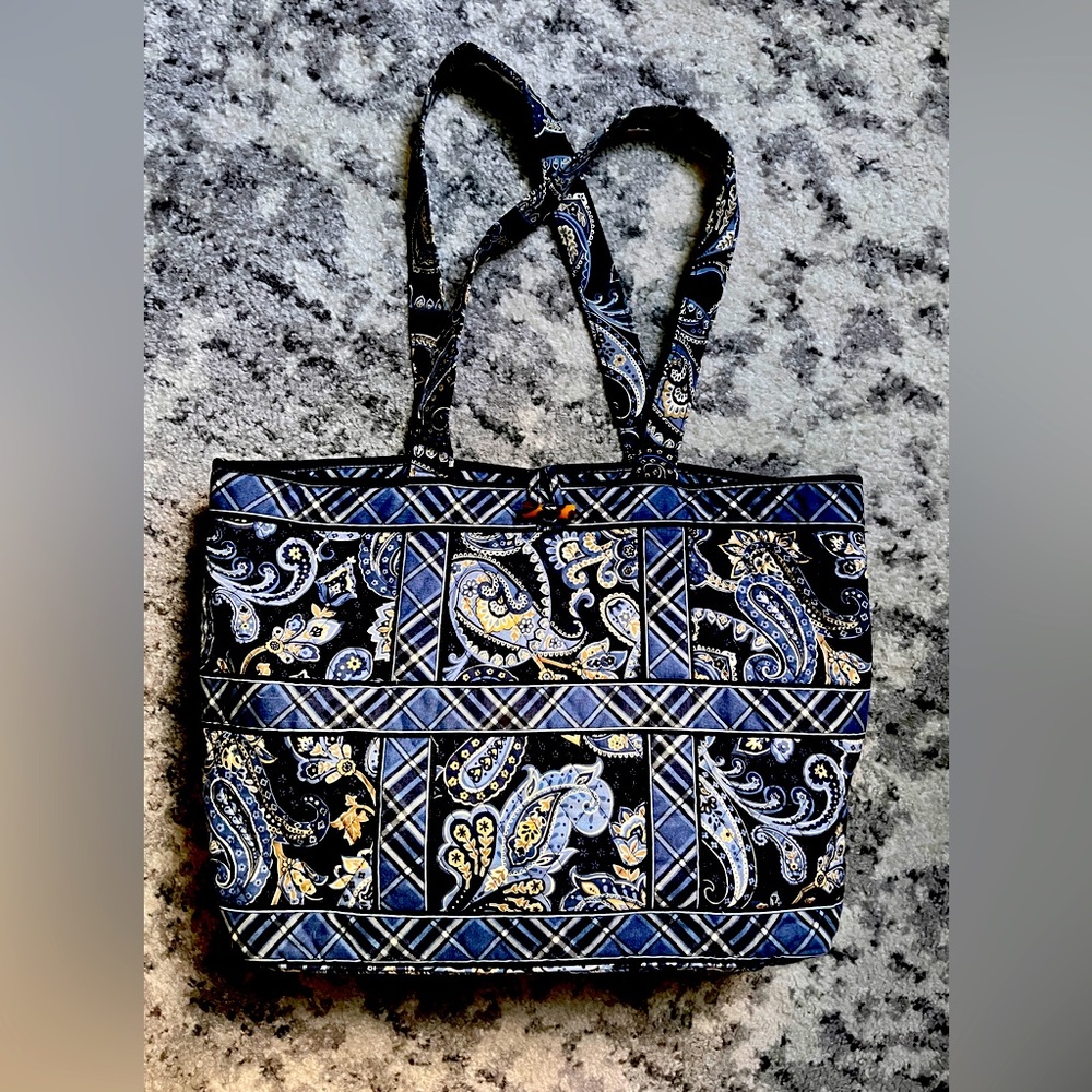 Vera Bradley large TicTac Tote